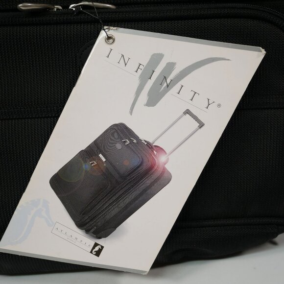 Atlantic Infinity Black Travel Bag With Adjustable Strap & Multiple Compartments - Picture 5 of 12